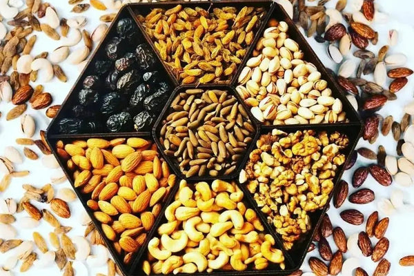Dry Fruit Gift Boxes: A Healthy and Tasty Option for Any Occasion