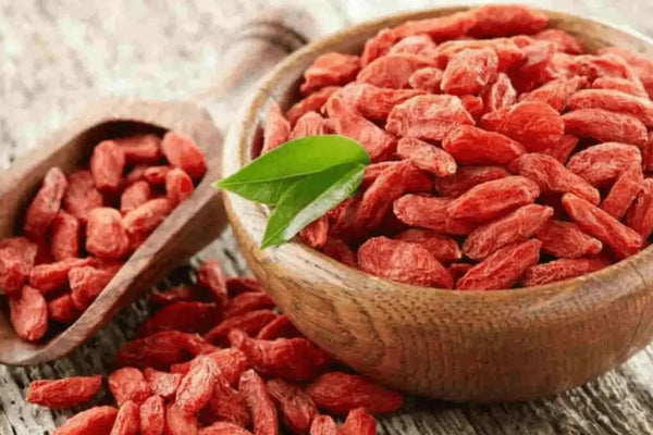 Goji Berries: The Ultimate Superfood for Health and Wellness